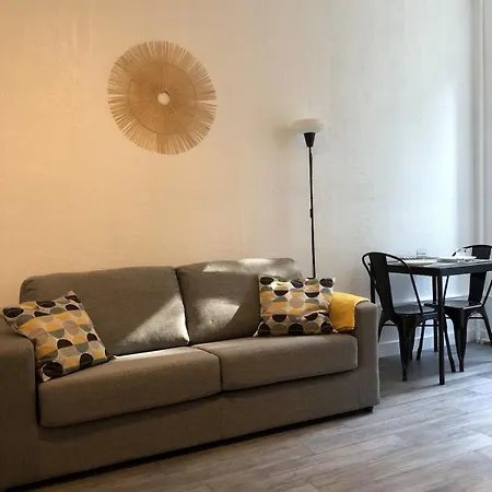 18m2 Le Beau Site En Centre-ville Aix-les-Bains